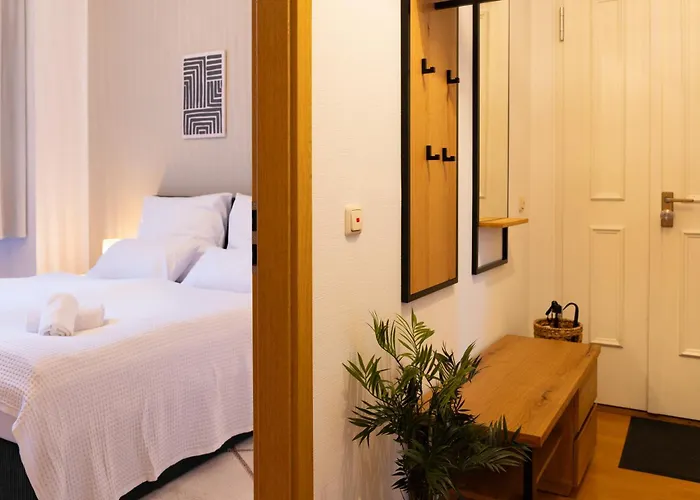 Exklusive Altmarkt-suite - Stilvolle 120qm - Lage Apartman Cottbus