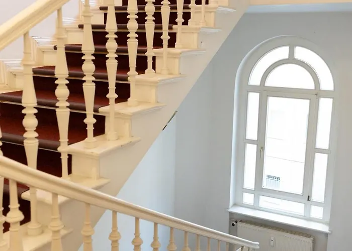 Exklusive Altmarkt-suite - Stilvolle 120qm - Lage Lägenhet Cottbus